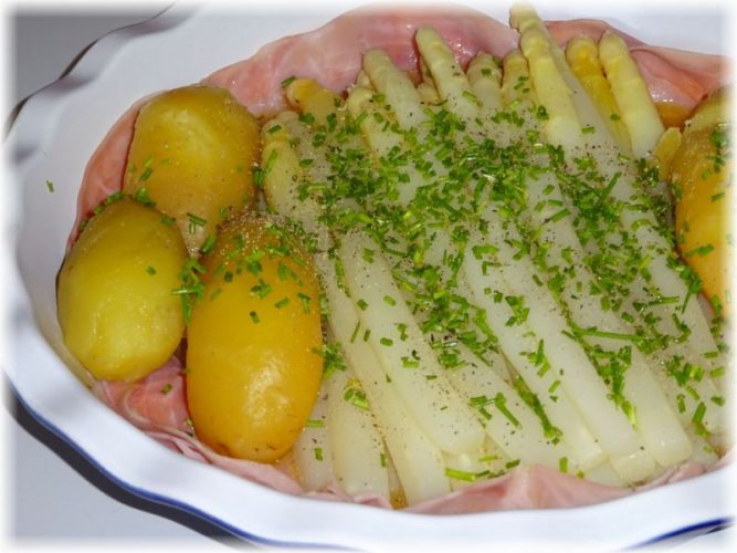 White Asparagus with Prosciutto and Red Potatoes
