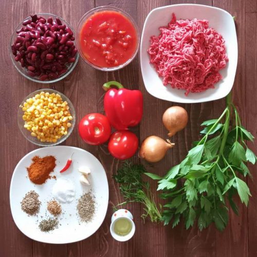 ingredients for chili on carne